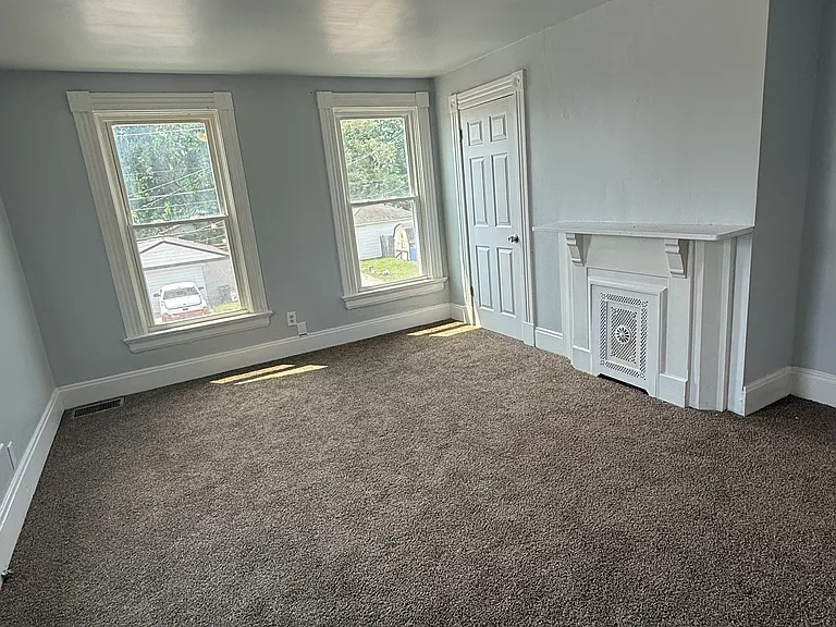 1126 Harmon Ave — Photo 9
