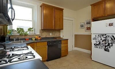 4th image of 1704 N Gilpin St