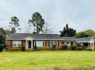 190 Dixon Rd, Montezuma, GA 31063