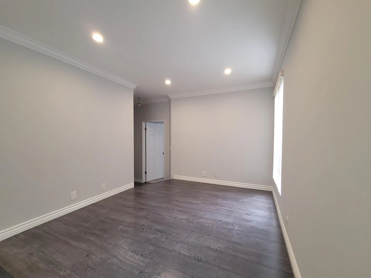 1 bed, 750 sqft, $2,100 — Photo 4