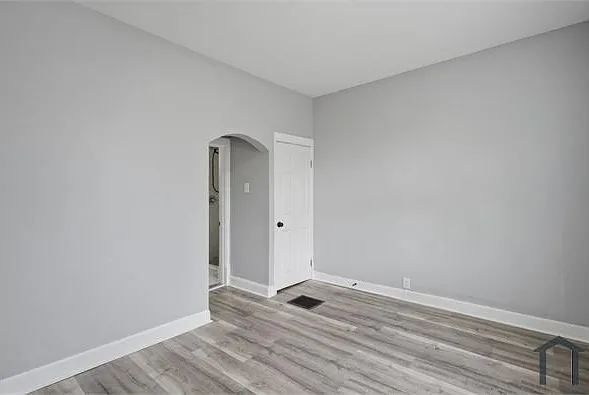 1600 Purdue Ave — Photo 8