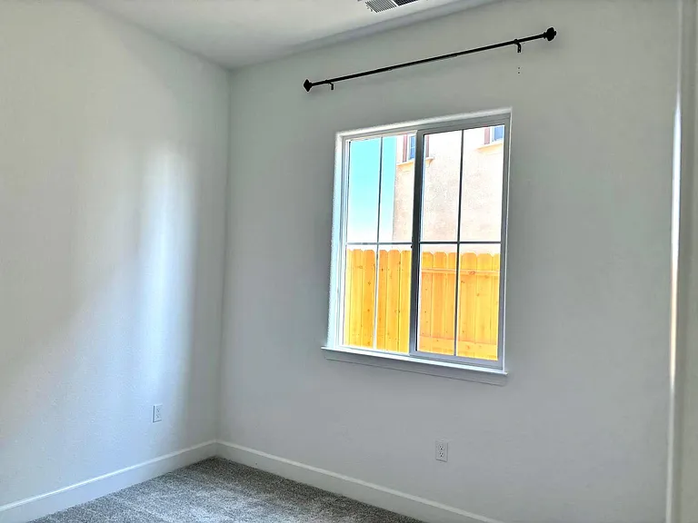 5061 Brooks Cir #B — Photo 13