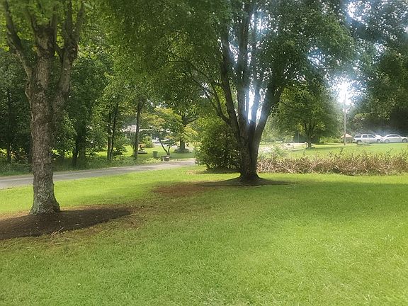 2nd image of 264 Macy Herndon Ln