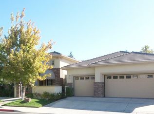 194 Summerset Dr, Brentwood, CA