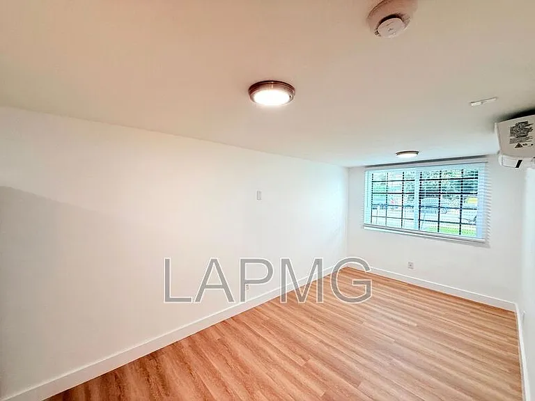 1715 Westmoreland Blvd #101 — Photo 2