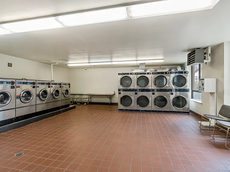 1425 Amsterdam Ave #6G — Photo 7