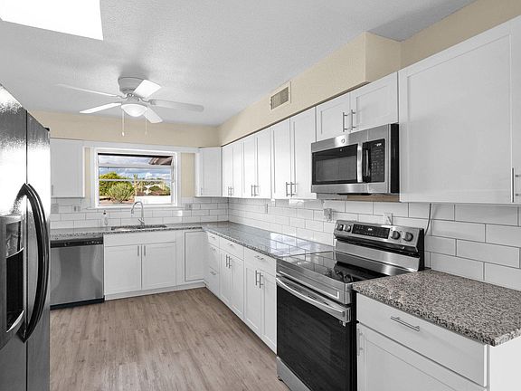 2nd image of 10005 W Cameo Dr