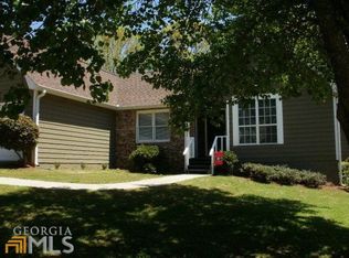 209 Greystone Dr, Carrollton, GA 30116