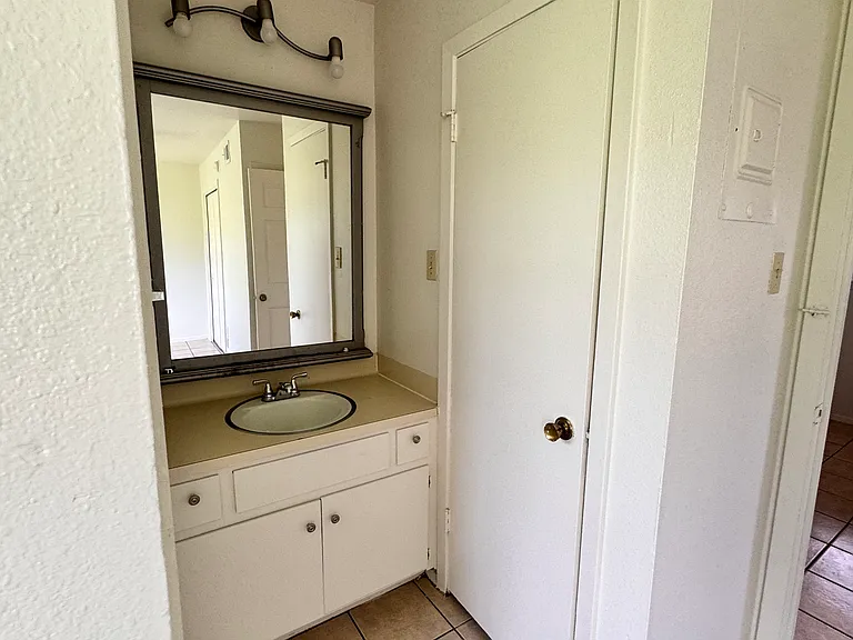 3104 Stoneway Dr #202 — Photo 7