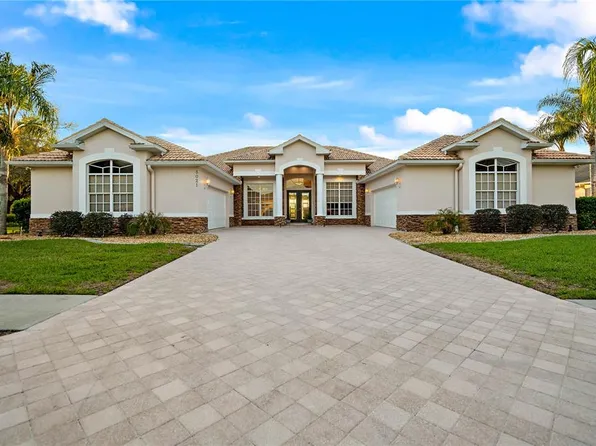 5021 Championship Cup Ln, Spring Hill, FL 34609