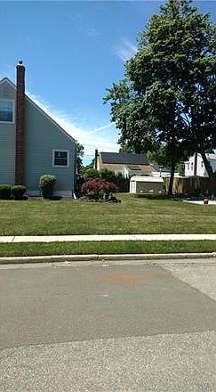 2nd image of 1 Pine St