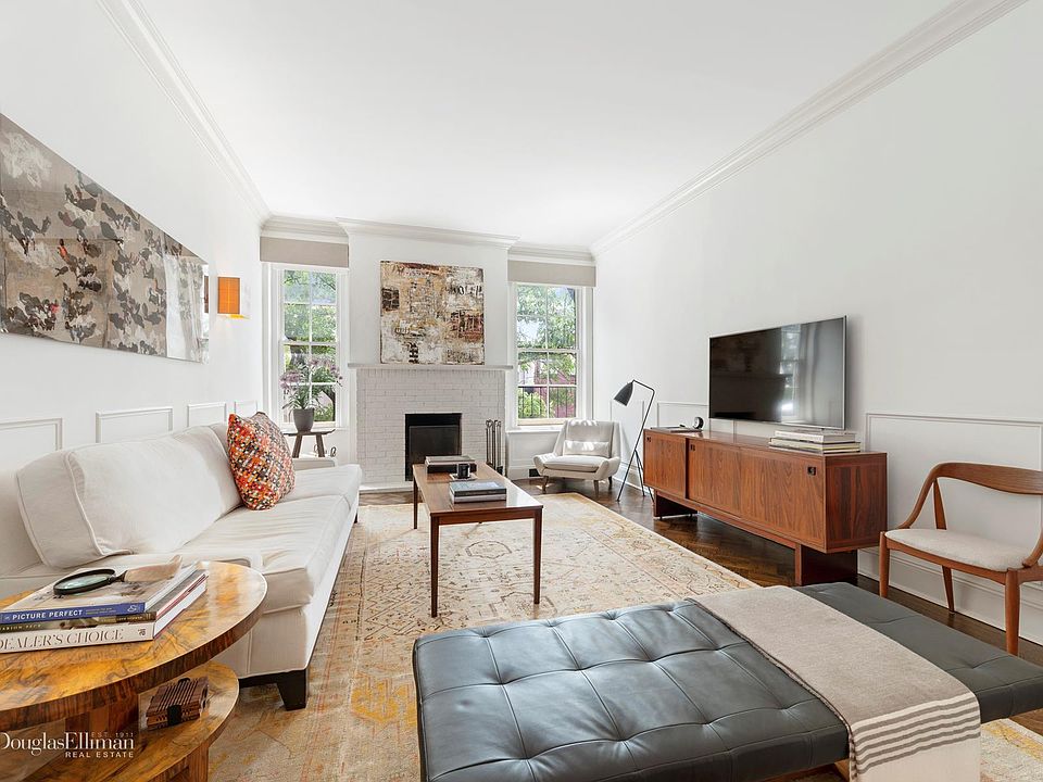 1st image of 50 W 9th St APT 5C