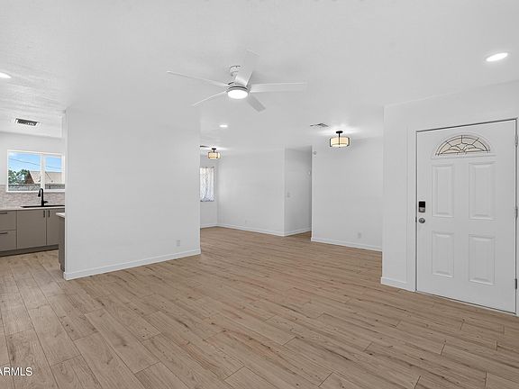 5th image of 2351 S ROYAL PALM Road