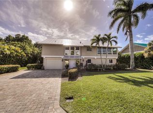 1076 Sand Castle Rd, Sanibel, FL 33957