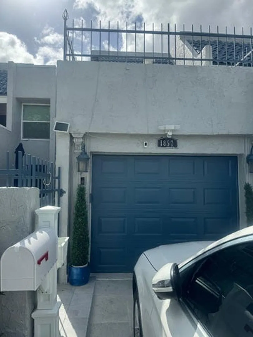1857 NW 58TH Avenue 42, Lauderhill, FL 33313 - 4022 — Photo 4