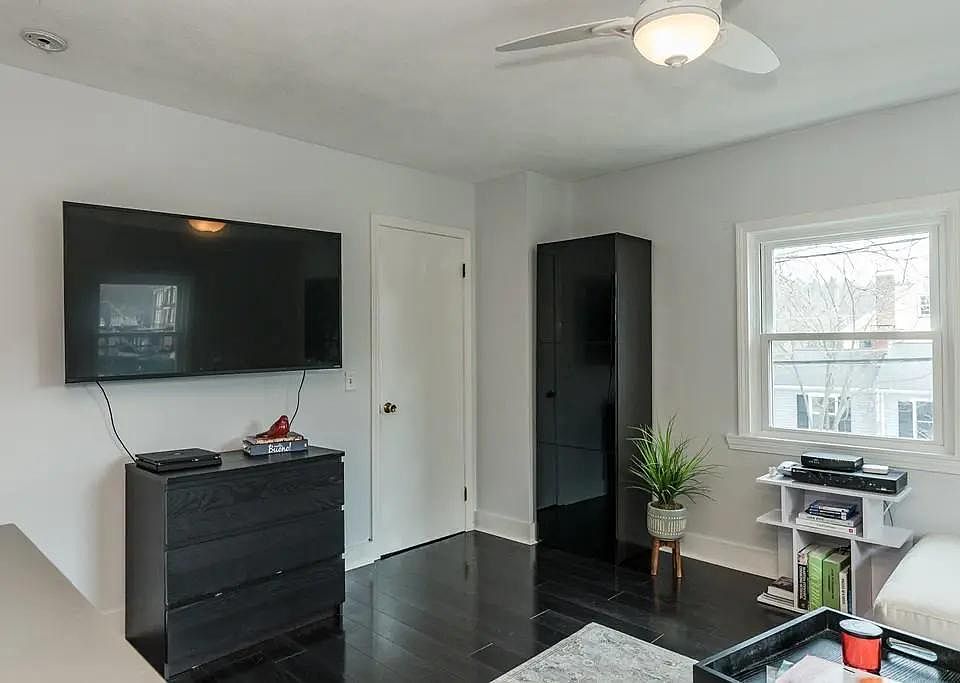 96 Norwood Ave Newtonville, MA, 02460 Apartments for Rent Zillow