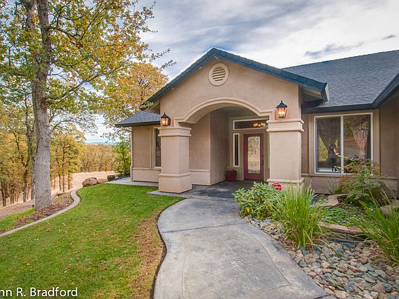 4th image of 14190 Woodrose Pl