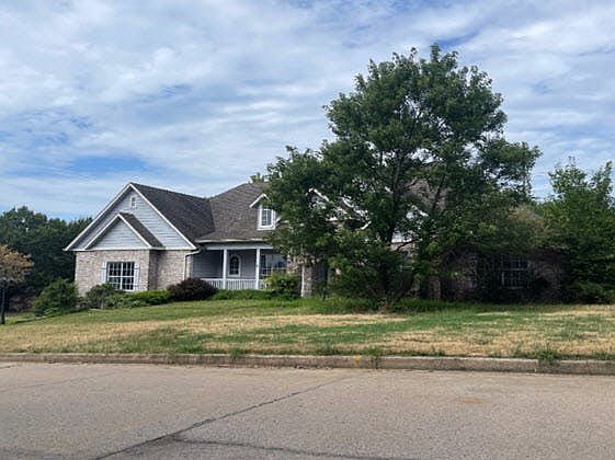 2nd image of 8422 Hillwood Dr