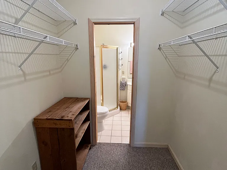20255 Longview Dr — Photo 5