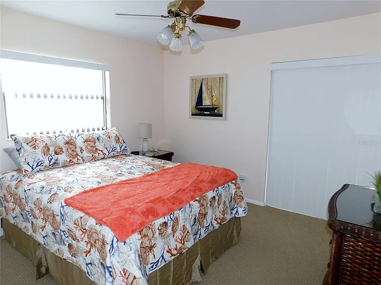 40 Dale Pl — Photo 19