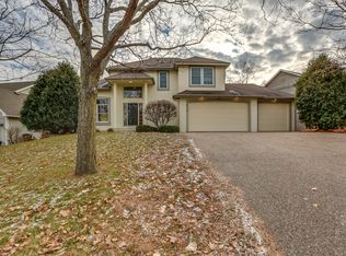 18723 Wynnfield Rd, Eden Prairie, MN 55347