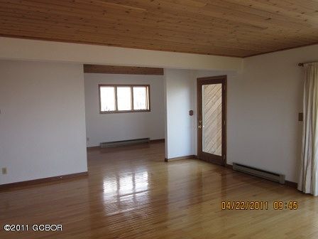 3rd image of 106 MARMOT Drive