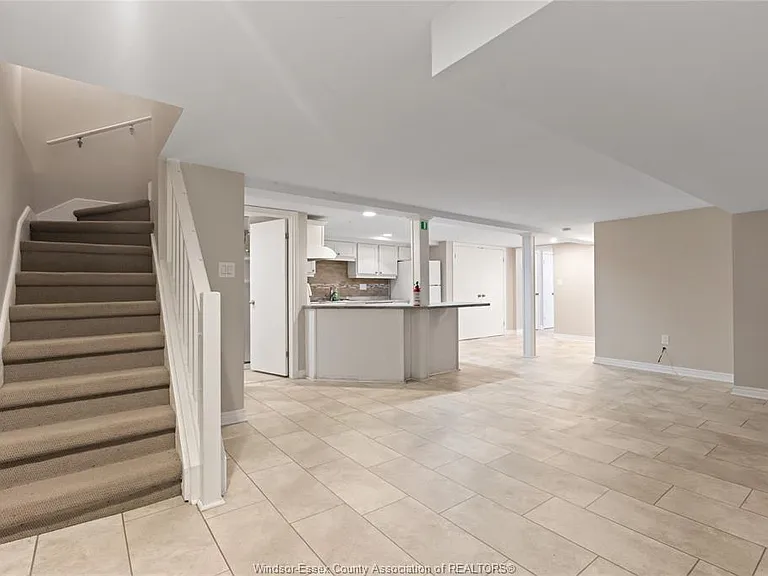 282 Rossini Blvd #LOWER — Photo 15
