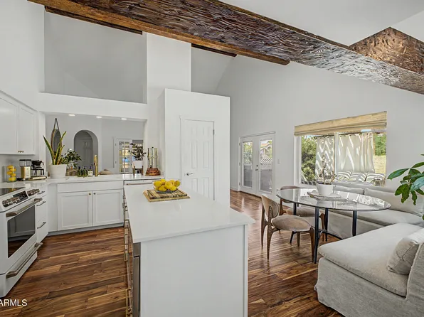 1941 E VELVET Drive, Tempe, AZ 85284