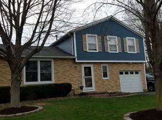 1324 Brookedge Dr, Hamlin, NY 14464
