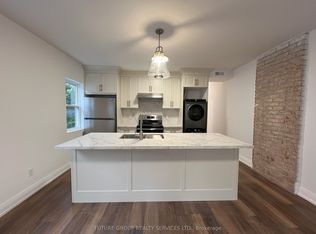 4876 Simcoe St #1, Niagara Falls, ON L2E 1V9