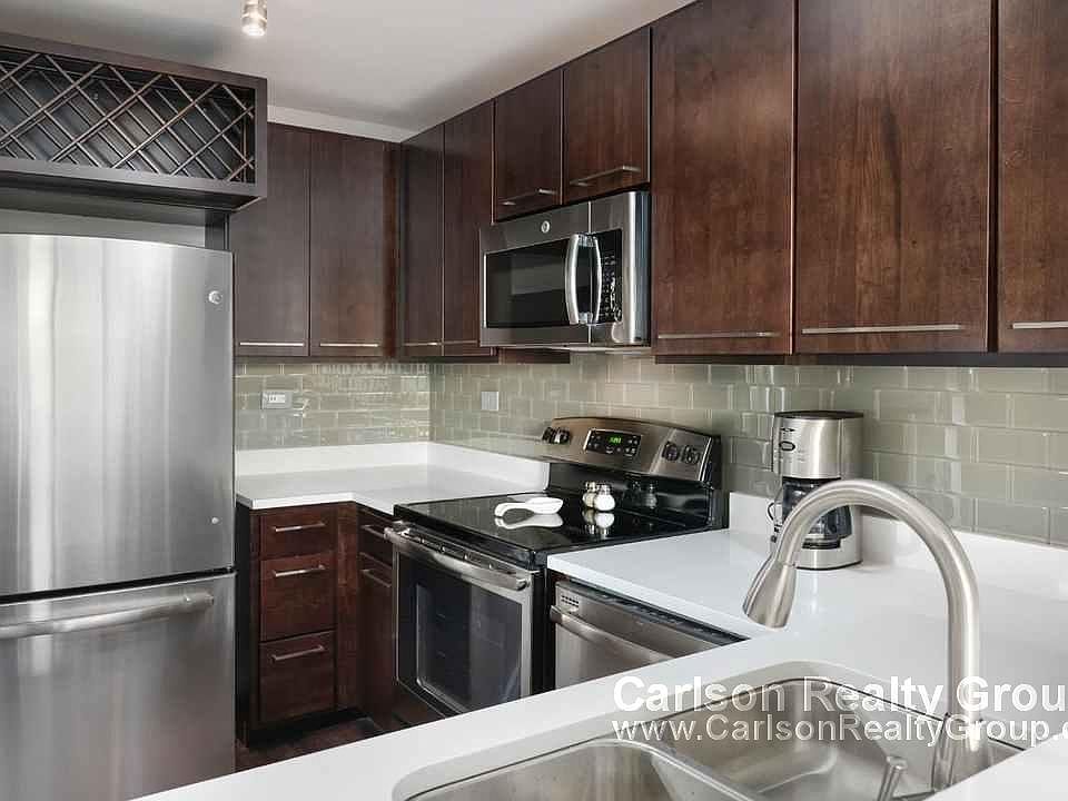 1st image of 434 W Ontario St