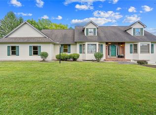 8294 Odyssey Dr, Manlius, NY 13104