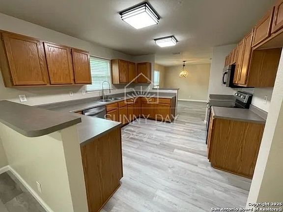 2nd image of 1114 Coral Bay