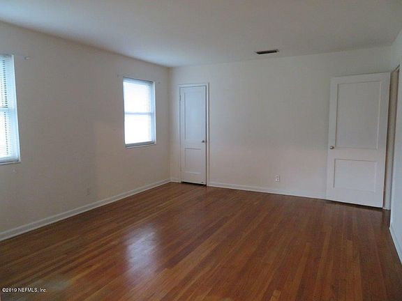 4th image of 8053 San Jose Blvd