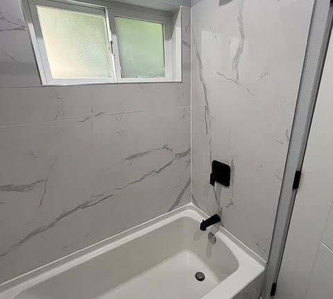 4th image of 14833 Erwin St #3
