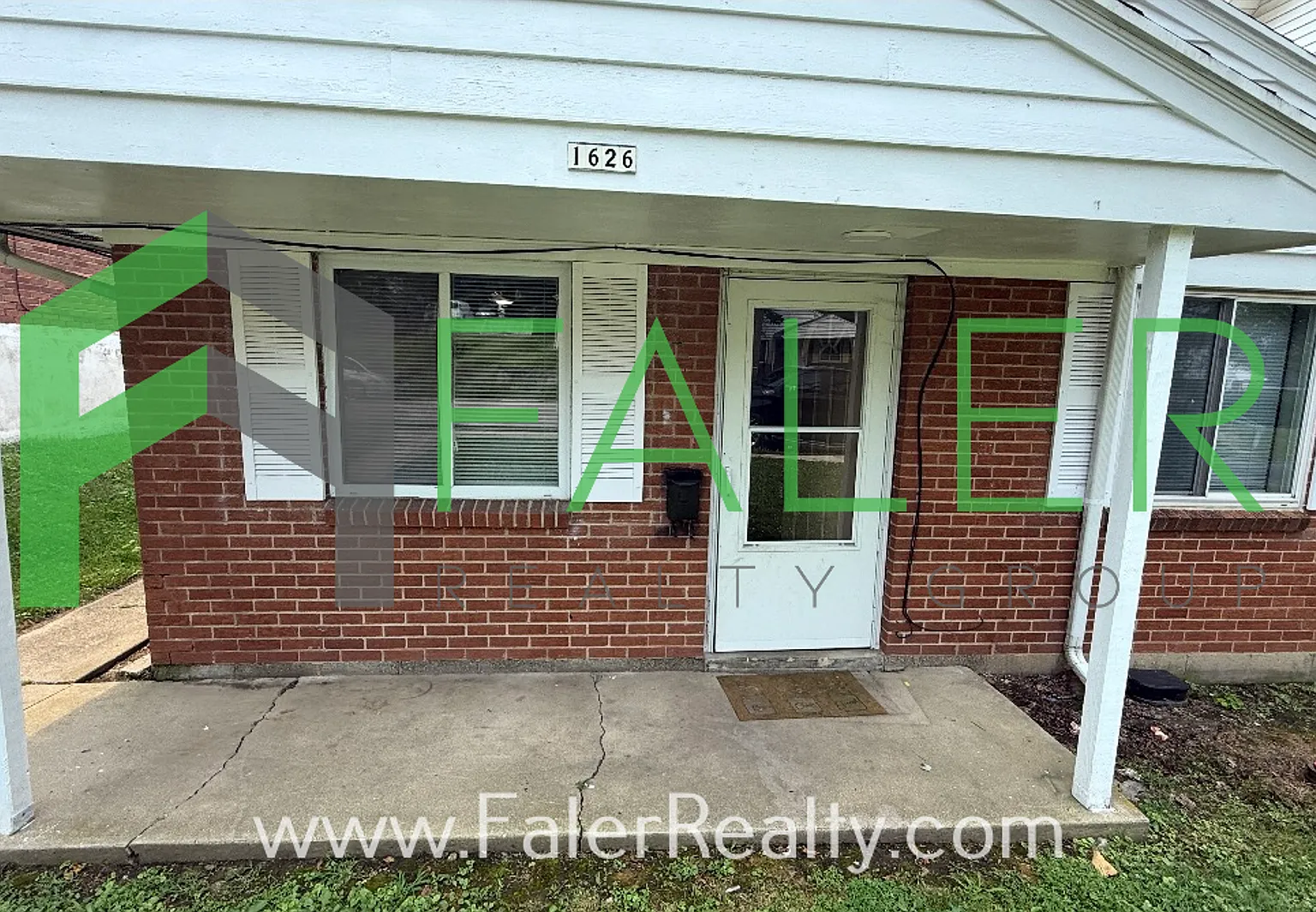 1626 Darst Ave — Photo 2