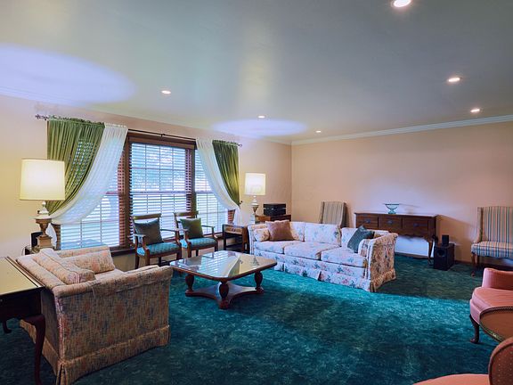5th image of 249 Orchard View Dr NE