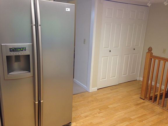 Nice large LG fridge