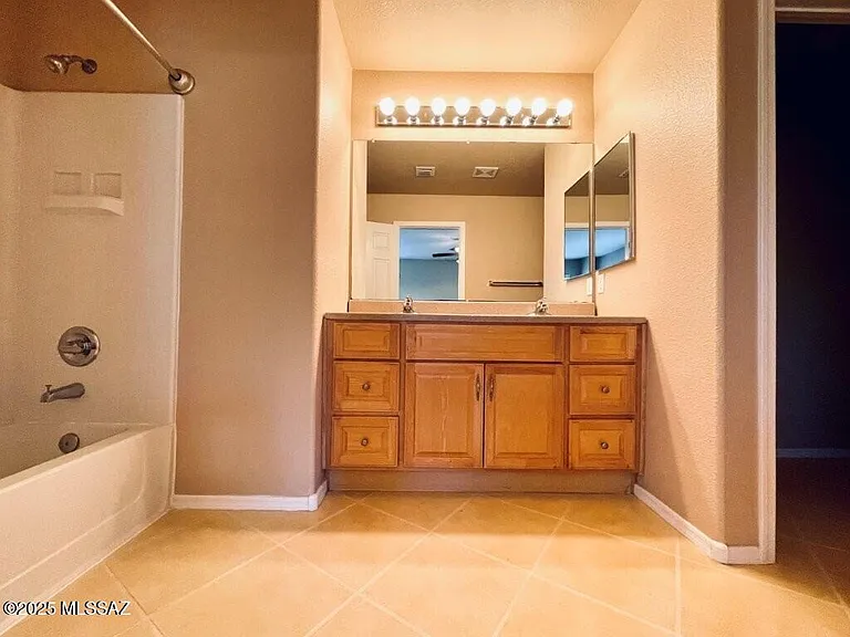 2736 N Neruda Ln — Photo 31