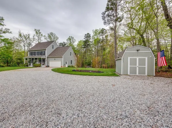 405 Oaktree Rd, Williamsburg, VA 23188