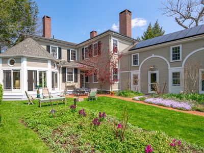 99 Main Street, Kennebunk, ME, 04043