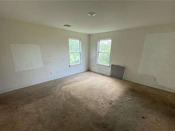 5th image of 2924 Music St