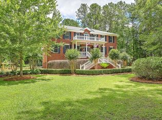 300 Squirrel Hollow Ct, Summerville, SC 29486