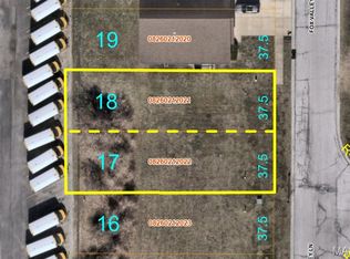 3425/3421 Fox Valley Ln, Belleville, IL 62220