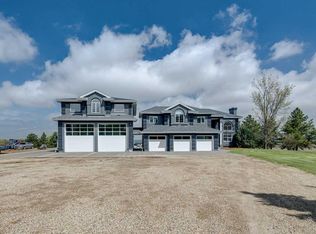 4300 S Memorial Trl, Sylvan Lake, AB T4S 0R1