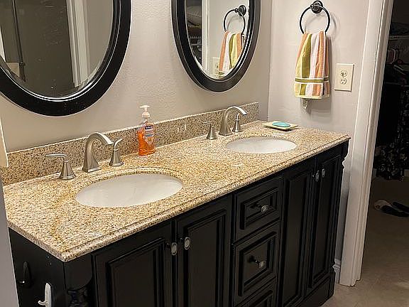 3rd image of 1085 Forest Lakes Dr APT 106