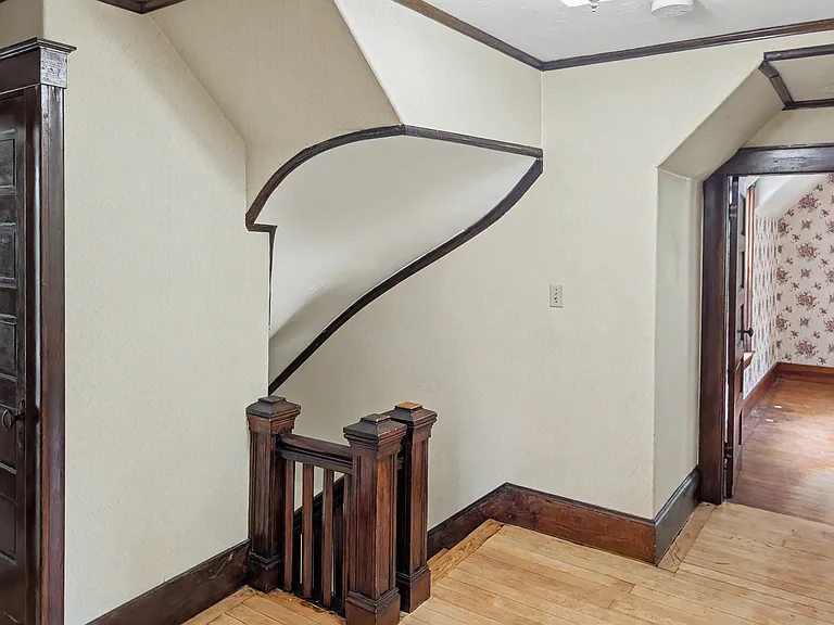 298 Providence Rd — Photo 13