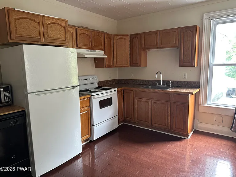 309 E Harford St #6 — Photo 2