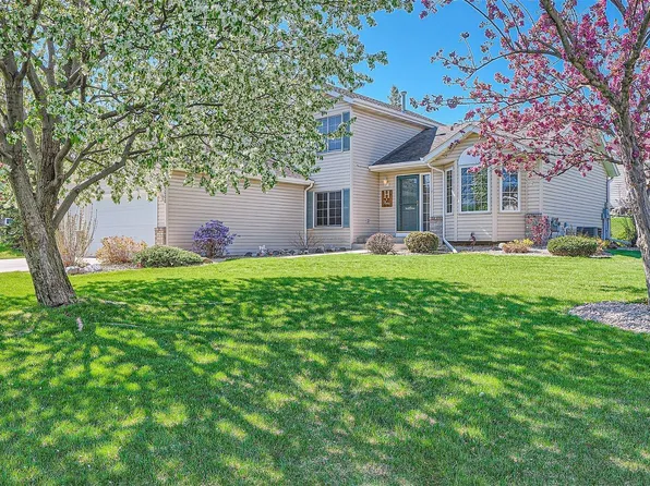 15000 Oakcrest Ct, Savage, MN 55378