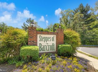 3834A Steppes Ct, Falls Church, VA 22041